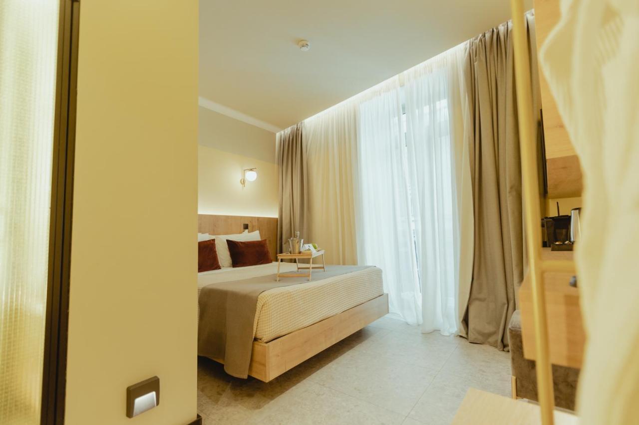 เมทิส อุลส์ Aparthotel เอเธนส์ ภายนอก รูปภาพ